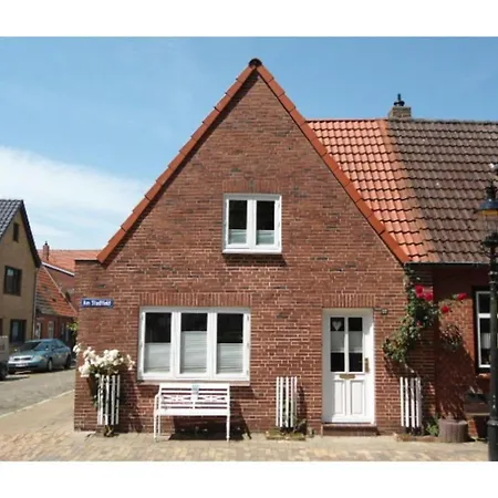 Am Stadtfeld Apartmán *
